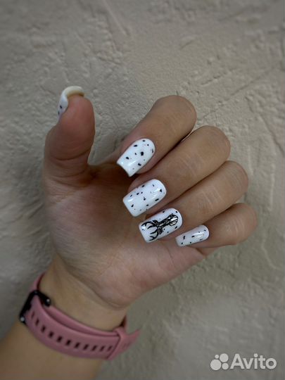 Маникюр педикюр