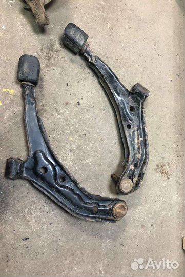 Рычаг передний Левый Ниссан Альмера N 15