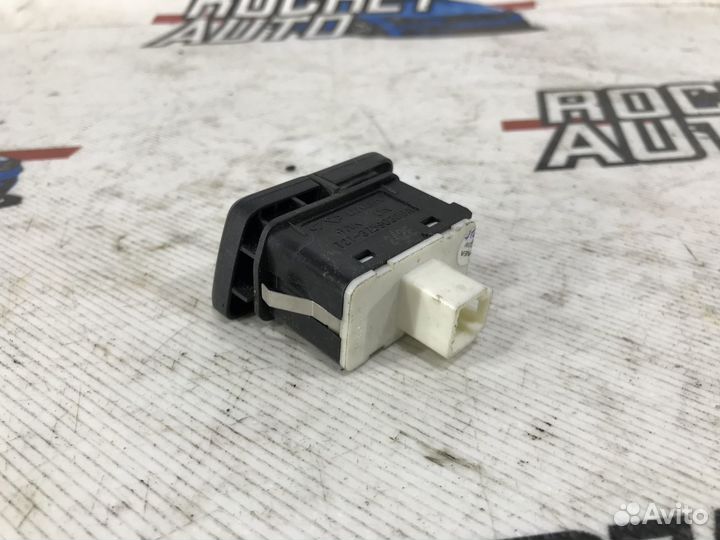 Кнопка обогрева сидений Chery Tiggo 5 T21