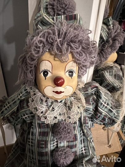 Кукла клоун с фарфоровым лицом