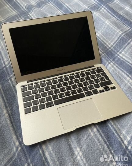 Apple MacBook Air. 11' mid 2012