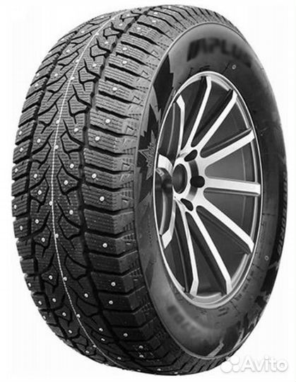 Royal Black Royal Stud II 215/70 R16