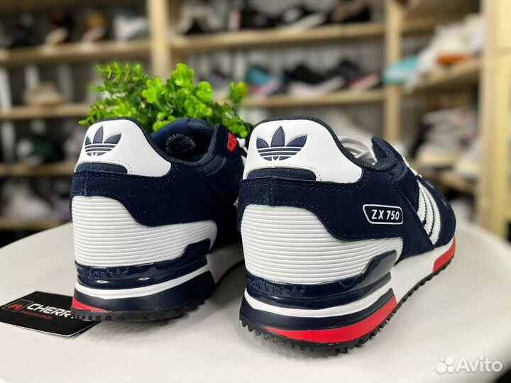 Кроссовки Adidas ZX 750