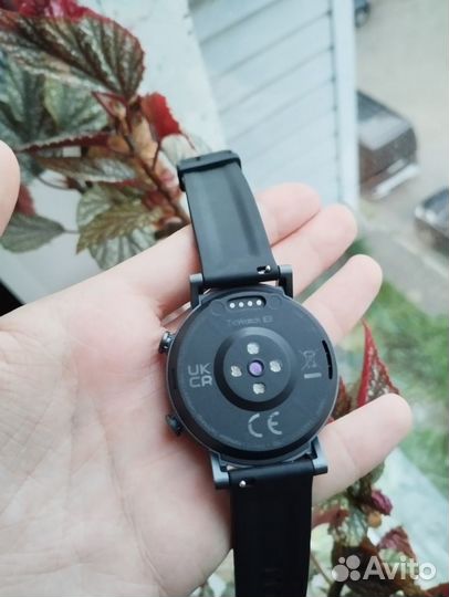 Смарт часы mobvoi ticwatch e3