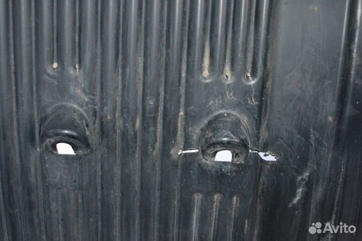 Крыло переднего моста, переднее левое volvo FH (01