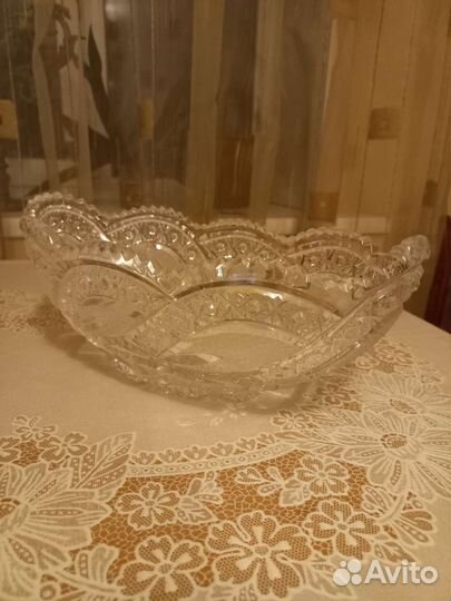 Хрустальная ваза