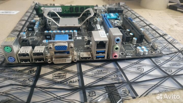 Материнская плата + проц+ оператива