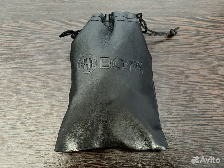 Микрофон петличный boya BY-M1, черный