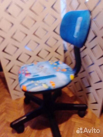 Компьютерное кресло