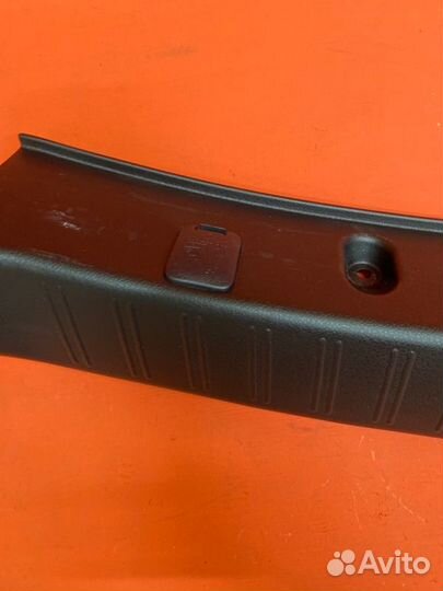 Накладка замка багажника Subaru Impreza GH8 EJ20X