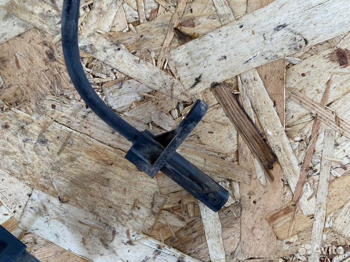 Датчик абс задний Мерседес w216