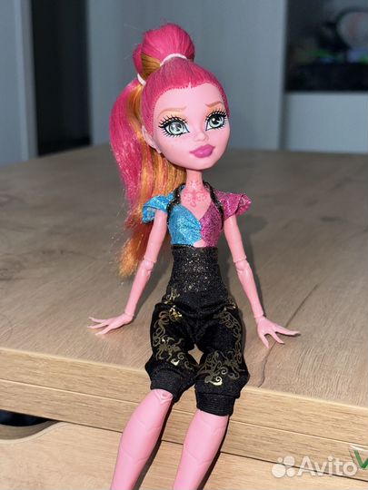 Кукла монстр хай джиджи грант gigi