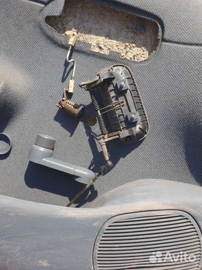 Замок ручка водительская на Шкода фелиция