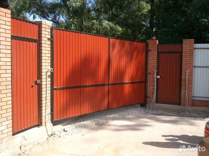 Распашные уличные ворота