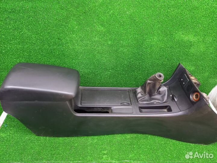 Подлокотник Mazda Mazda3 BK Z6 2005