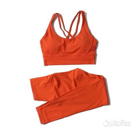 Спортивный костюм женский