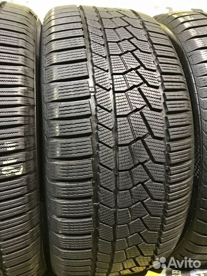 Continental ContiWinterContact TS 860S 315/45 R21 и 275/50 R21 116V