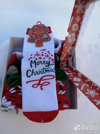 Новогодние носки в коробке