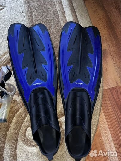 Комплект для плавания