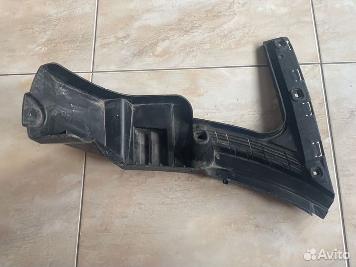 Кронштейн бампера задний левый Volvo Xc 90 С 2007