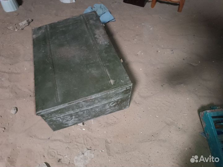 Ящик металлический