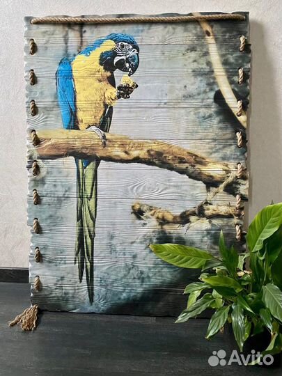 Картина на дереве