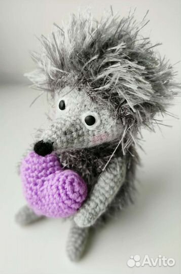 Ёжик вязаная игрушка