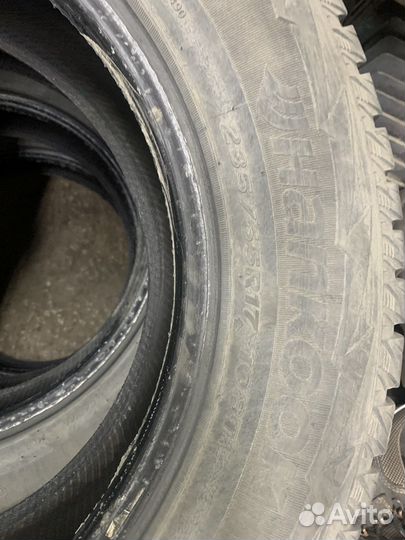 Hankook Winter I'Pike 235/65 R17