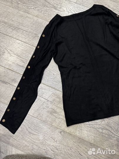 Трикотажная кофта женская