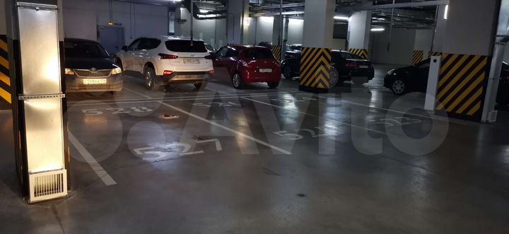 Машиноместо