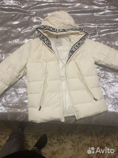 Пуховик moncler женский 44