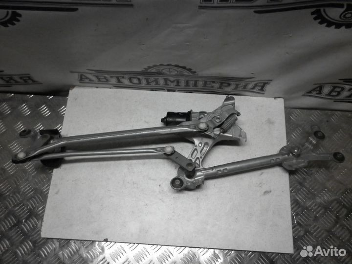 Моторчик трапеции дворников Toyota Prius V / 40