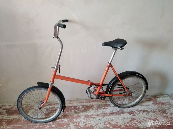 Велосипед колеса 20 на ходу