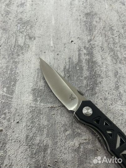 Benchmade, сталь D2, рукоять G10