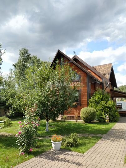 Дом 96,5 м² на участке 7 сот.