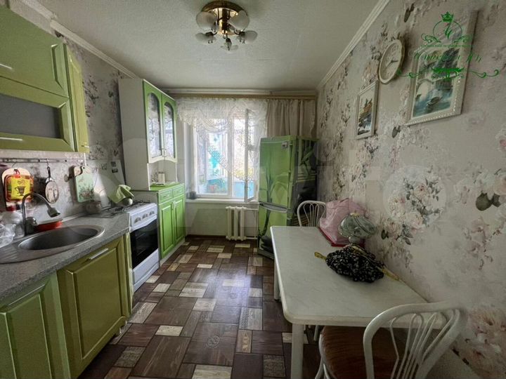 2-к. квартира, 50 м², 2/3 эт.