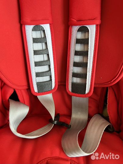 Детскоое автокресло Britax Romer Safefix plus