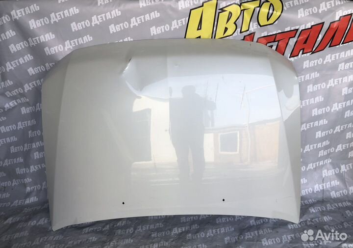 Капот Mitsubishi Pajero 4