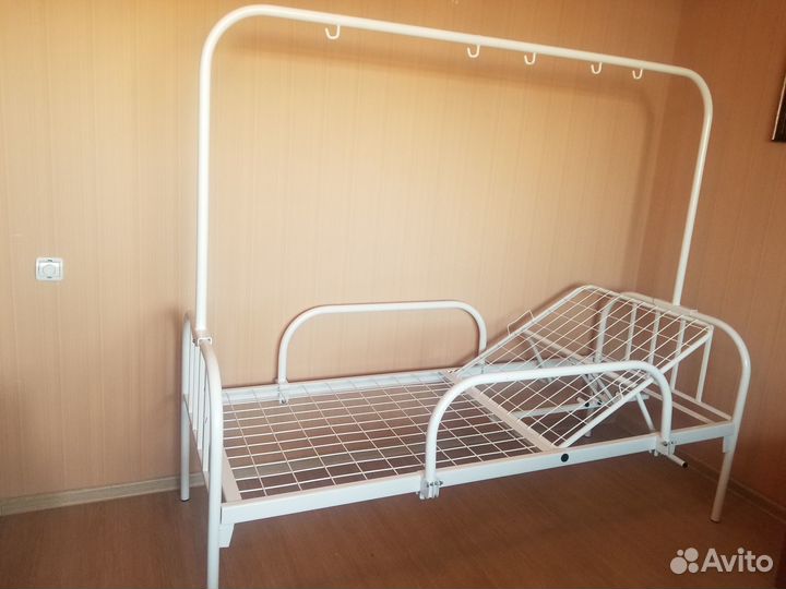 Медицинская кровать