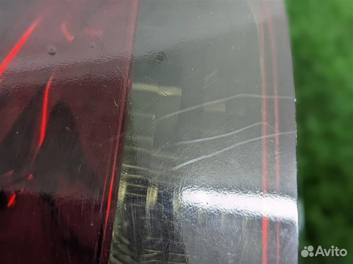 Фонарь задний внутренний левый volkswagen Touareg