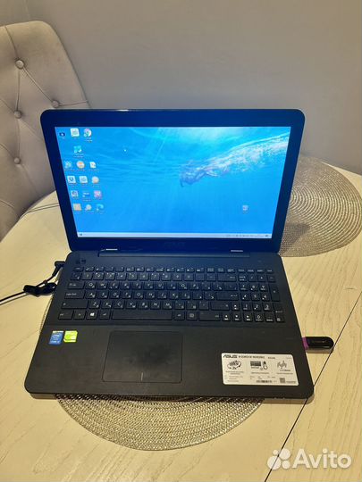 Ноутбук asus X554L