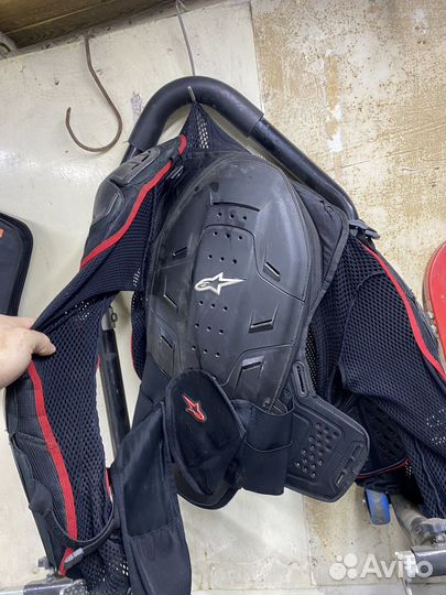 Alpinestars черепаха