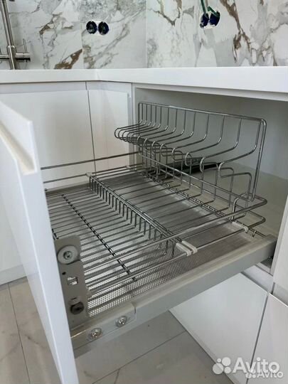 Кухонный гарнитур с техников