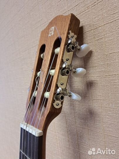 Классическая гитара Alhambra 7.800 open z-nature