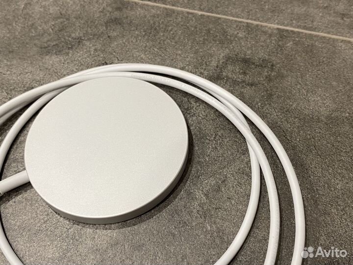 Apple MagSafe Charger беспроводная зарядка