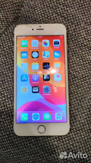 Телефон iPhone 6s