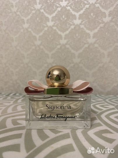 Духи женские Salvatore Ferragamo Signorina