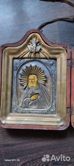 Старинные иконы в окладе