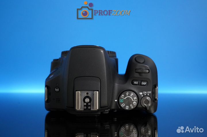 Фотоаппарат Canon EOS 200D Body Комиссионный