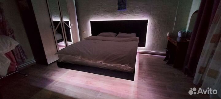 Парящая кровать